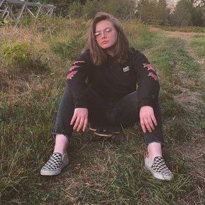 Meet your Posher, Cady